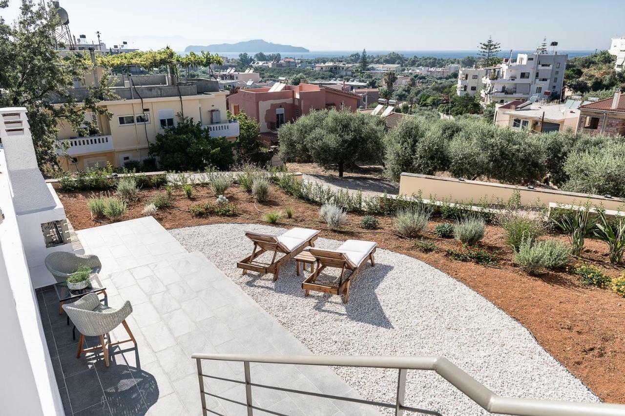 Blue Island Luxury Apartment Kato Daratso Buitenkant foto